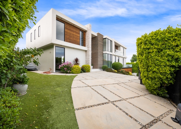 The Benefits of Selling Your Home for Cash in Ontario